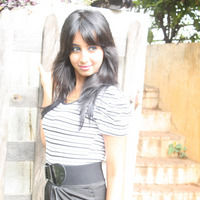 Sanjana In Mugguru Pressmeet pictures | Picture 60857